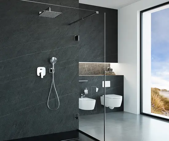 Veneo Slate in a bathroom shower